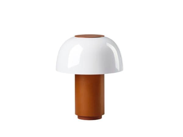 Se ZONE Denmark - Harvest Moon Lampe Dia 18 x 22 cm Terracotta ✔ Kæmpe udvalg i ZONE Denmark ✔ Hurtig levering: 1 - 2 Hverdage samt billig fragt - Varenummer: RKTK-ZO29961 og barcode / Ean: &