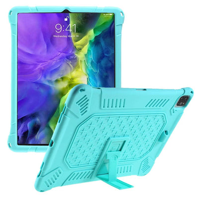 Se iPad Pro 12.9 (2022/2021/2020/2018) - Shockproof Hybridcover m/Kickstand - Lys grøn ✔ Kæmpe udvalg i  Capida ✔ Hurtig levering: 1 - 2 Hverdage samt billig fragt - Varenummer: CPD-V33101126306D og barcode / Ean: 101126306D på lager - Udsalg på Tablets tilbehør Spar op til 62% - Over 400 kendte brands på udsalg