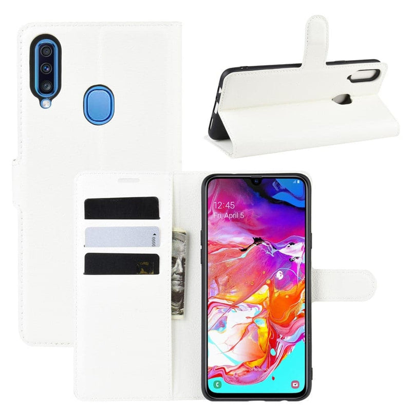 Se Samsung Galaxy A20s - Læder cover / pung - Hvid ✔ Kæmpe udvalg i  Capida ✔ Hurtig levering: 1 - 2 Hverdage samt billig fragt - Varenummer: CPD-V331012221347B og barcode / Ean: 1012221347B på lager - Udsalg på Mobil tilbehør Spar op til 64% - Over 400 kendte brands på udsalg