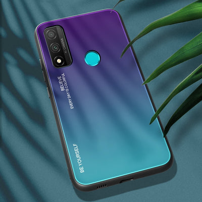 Se Huawei P Smart (2020) - GRADIENT Hybrid cover - Bagside af hærdet glas - Lilla/Blå ❤ Stort online udvalg i Capida ❤ Hurtig levering: 1 - 2 Hverdage samt billig fragt - Varenummer: CPD-V33101718113D og barcode / Ean: på lager - Udsalg på Mobil tilbehør Spar op til 63% - Over 312 kendte brands på udsalg