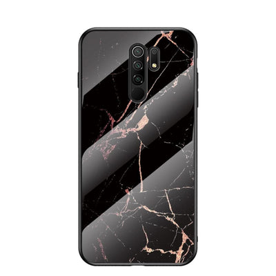 Se Xiaomi Redmi 9 - Hybrid cover med bagside af hærdet glas - Marmor Design - Sort/guld ❤ Kæmpe udvalg i Capida ❤ Hurtig levering: 1 - 2 Hverdage samt billig fragt - Varenummer: CPD-V33101907745F og barcode / Ean: 101907745F på lager - Udsalg på Mobil tilbehør Spar op til 52% - Over 434 design brands på udsalg