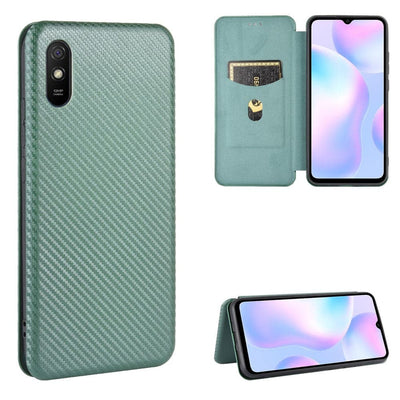 Se Xiaomi Redmi 9A - Flip cover m/kortholder - Børstet Design - Grøn ❤ Kæmpe udvalg i Capida ❤ Hurtig levering: 1 - 2 Hverdage samt billig fragt - Varenummer: CPD-V33101908021C og barcode / Ean: 101908021C på lager - Udsalg på Mobil tilbehør Spar op til 63% - Over 454 kendte brands på udsalg