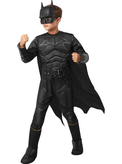 Se Batman The Movie Deluxe Kostume (Str. M) ✔ Kæmpe udvalg i  Rubie's ✔ Hurtig levering: 1 - 2 Hverdage samt billig fragt - Varenummer: MMA-2037029872 og barcode / Ean: '195884013786 på lager - Udsalg på Udklædningstøj Spar op til 55% - Over 1247 kendte brands på udsalg