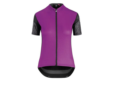 Se Assos XC Shot Sleeve Jersey Woman- Cykeltrøje MTB - Dame - Lilla - Str. XL ❤ Kæmpe udvalg i Assos ❤ Hurtig levering: 1 - 2 Hverdage samt billig fragt - Varenummer: CKP-2220000109604 og barcode / Ean: '2220000109604 på lager - Udsalg på Cykeltrøjer Spar op til 59% - Over 424 kendte brands på udsalg