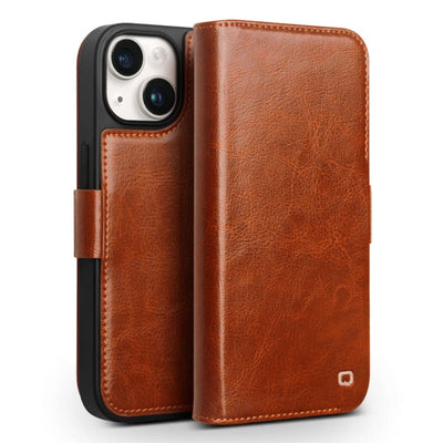 Se iPhone 15 Plus - QIALINO Classic Slim ægte læder cover - Lysebrun ✔ Kæmpe udvalg i QIALINO ✔ Hurtig levering: 1 - 2 Hverdage samt billig fragt - Varenummer: CPD-QLI15/P103027 og barcode / Ean: '0601968149246 på lager - Udsalg på Mobil tilbehør Spar op til 66% - Over 424 kendte brands på udsalg