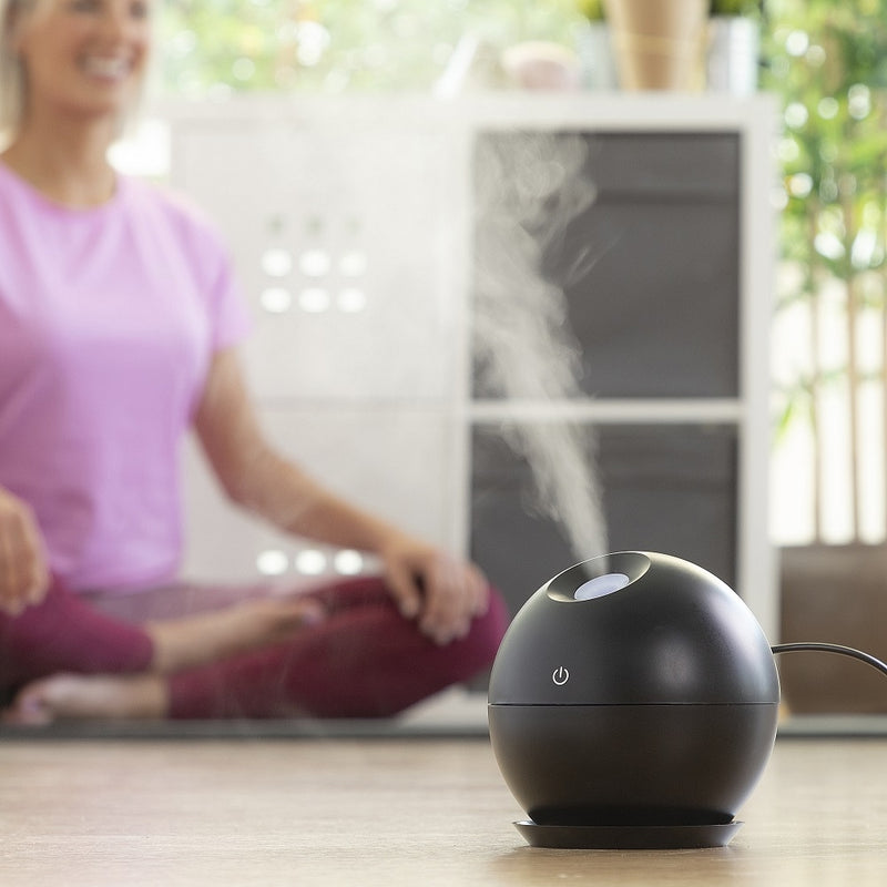 Se Mini Luftfugter Aroma Diffuser - Sort ❤ Stort online udvalg i InnovaGoods ❤ Hurtig levering: 1 - 2 Hverdage samt billig fragt - Varenummer: CPD-NG33V0101196 og barcode / Ean: &