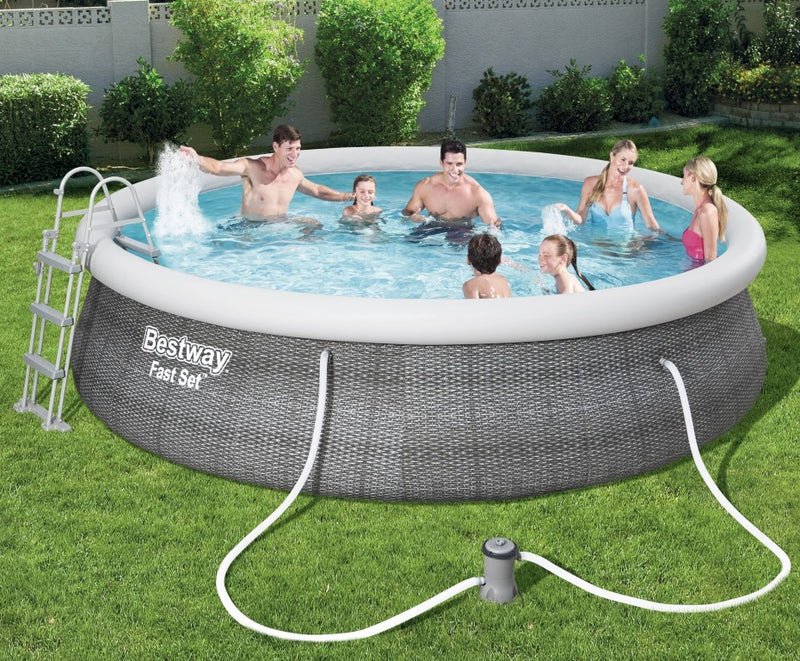 Se Bestway Fast Set Pool Sæt 457 x 107 cm m/pumpe og stige ✔ Kæmpe udvalg i  Bestway ✔ Hurtig levering: 1 - 2 Hverdage samt billig fragt - Varenummer: MMA-17857372 og barcode / Ean: &