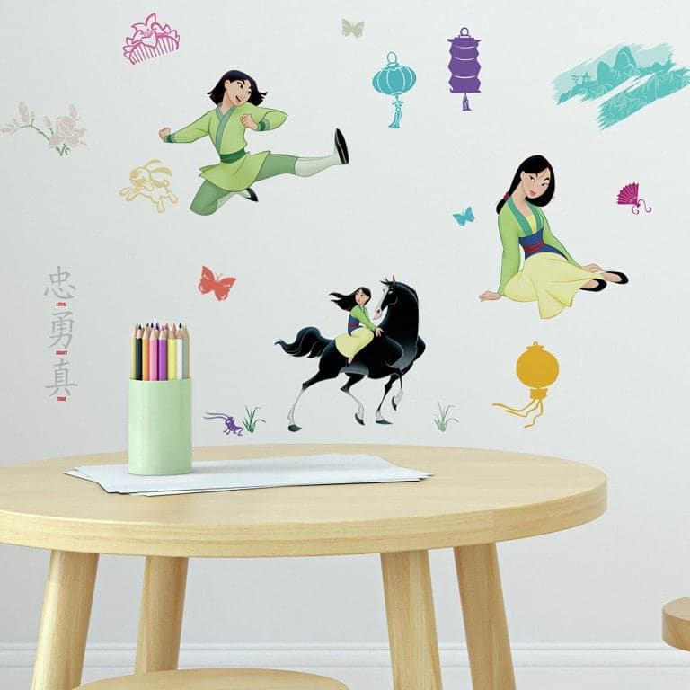 Se Disney Mulan Wallstickers ✔ Kæmpe udvalg i Roommates ✔ Hurtig levering: 1 - 2 Hverdage samt billig fragt - Varenummer: MMA-216086 og barcode / Ean: &