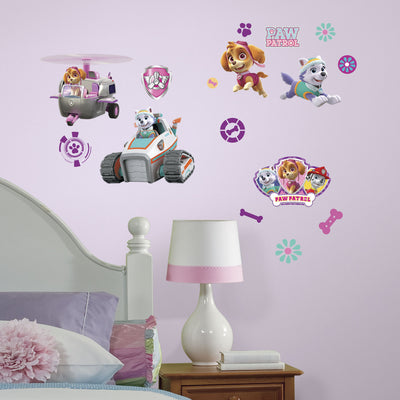 Se Paw Patrol Girl Wallstickers ✔ Kæmpe udvalg i Roommates ✔ Hurtig levering: 1 - 2 Hverdage samt billig fragt - Varenummer: MMA-216041 og barcode / Ean: '034878034447 på lager - Udsalg på Wallstickers til børneværelset Spar op til 55% - Over 454 design brands på udsalg