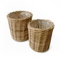 Se kurve til planter udendørs tilbud | Rattan | S/2 ❤ Fletkurven ❤ Hurtig levering: 1 - 2 Hverdage og gratis fragt v/køb over 499 kr. GLS til pakkeshop ❤ Varenummer: FK-10215 og barcode / Ean: 5709948091099 på lager - Kæmpe udvalg i  Home Plantekurve - Over 350 kendte brands på tilbud