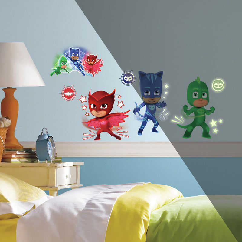 Se Pyjamasheltene (PJ Masks) Wallstickers model 2 ✔ Kæmpe udvalg i Roommates ✔ Hurtig levering: 1 - 2 Hverdage samt billig fragt - Varenummer: MMA-216052 og barcode / Ean: &