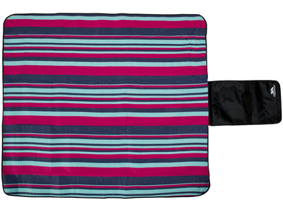 Se Trespass Throw - Picnic tæppe - Vandtæt bund - Stribet - 135 x 120 cm. ✔ Kæmpe udvalg i  Trespass ✔ Hurtig levering: 1 - 2 Hverdage samt billig fragt - Varenummer: CKP-5045274265644 og barcode / Ean: '5045274265644 på lager - Udsalg på Soveposer & underlag Spar op til 54% - Over 1454 design mærker på udsalg