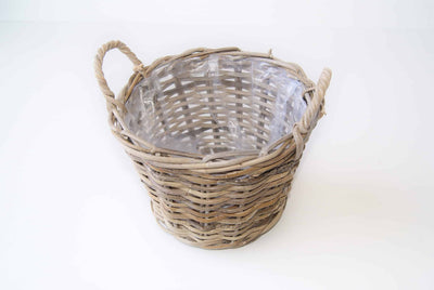 Se Kvalitets plantekurv | Rattan | Ø30B22H23 cm ❤ Fletkurven ❤ Hurtig levering: 1 - 2 Hverdage og gratis fragt v/køb over 499 kr. GLS til pakkeshop ❤ Varenummer: FK-10225 og barcode / Ean: 5709948094281 på lager - Kæmpe udvalg i  Home Plantekurve - Over 350 kendte brands på tilbud