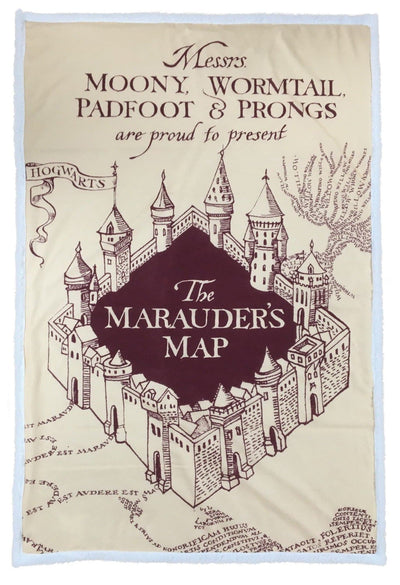 Se Harry Potter Marauders MAP Sherpa Fleece tæppe - 100 x 150 cm ✔ Kæmpe udvalg i  mmaction ✔ Hurtig levering: 1 - 2 Hverdage samt billig fragt - Varenummer: MMA-227106 og barcode / Ean: '3760167651619 på lager - Udsalg på Fleece tæpper til børn Spar op til 53% - Over 434 design mærker på udsalg