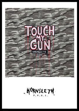 Se Touch my gun af Hornsleth, 230g Fine Art papir, 50x70 cm ❤ Stort online udvalg i Hornsleth ❤ Hurtig levering: 1 - 2 Hverdage samt billig fragt ❤ Varenummer: ILL-12316 og barcode / Ean: på lager - Udsalg på Illux Art shop - Hornsleth - Hornsleth print i ramme Spar op til 61% - Over 434 design brands på udsalg